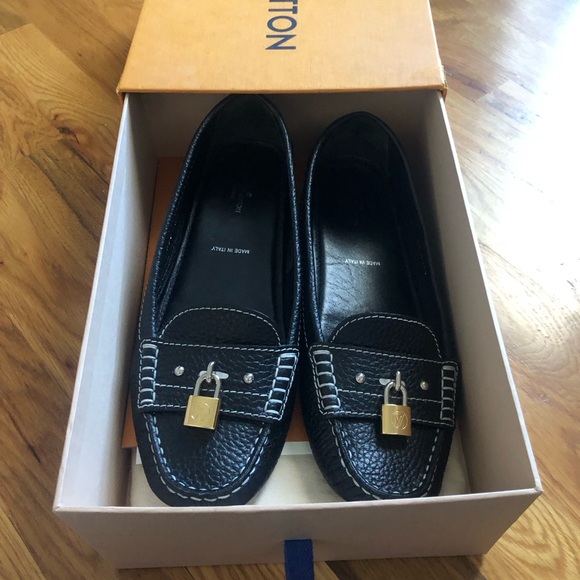 Louis Vuitton Lock-It Loafers - Picture 11 of 14